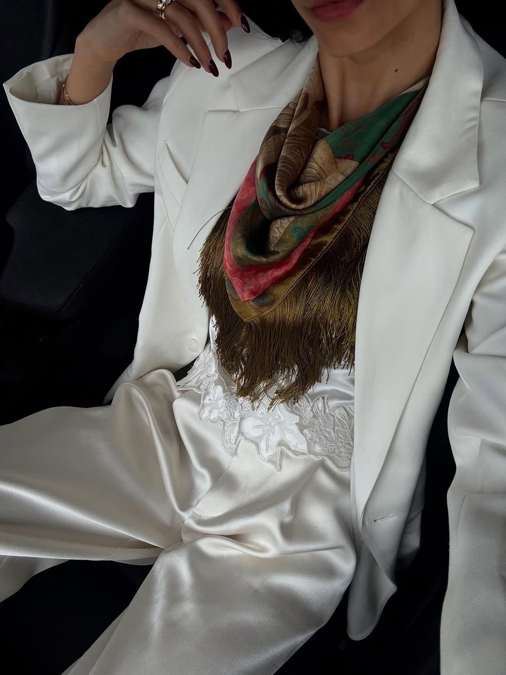 VIRAL Zara Heron Fringe Scarf - Picture 5 of 6